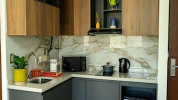Microwave, stovetop