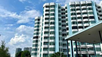 Condo, 2 Bedrooms, Balcony, Garden View | Exterior