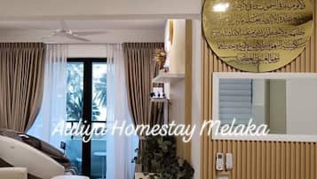 Condo, 2 Bedrooms, Balcony, Garden View | Living room