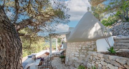Trullo 'Rossi' with Mountain View, Wi-Fi and Air Conditioning