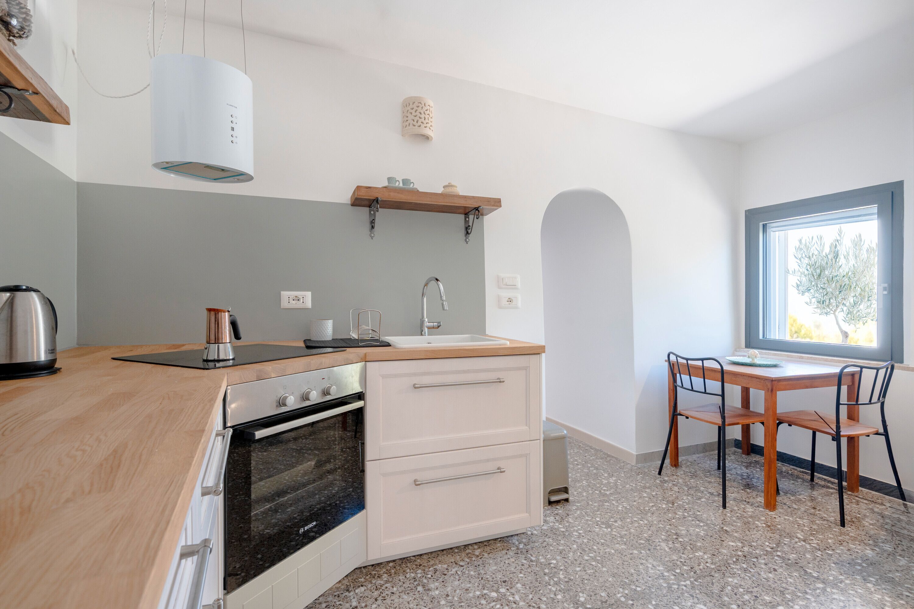 冰箱、炉灶、厨具/餐具