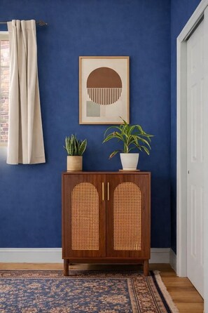 Interior - Mins to Fishtown & Center City | GlobeNest (Philadelphia)