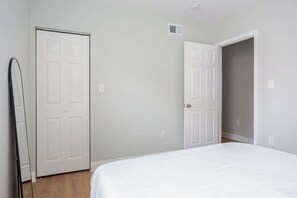 3 sovrum, strykjärn/strykbräda, wi-fi och sängkläder