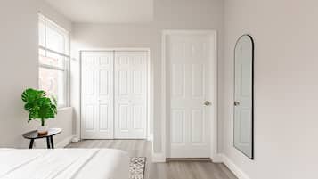 3 Schlafzimmer, Schreibtisch, Bügeleisen/Bügelbrett, WLAN