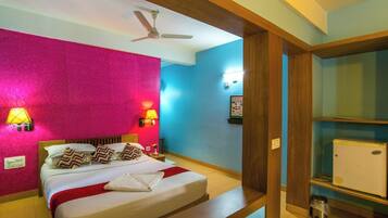 Grand Villa, Balcony, Garden View | In-room safe, soundproofing, iron/ironing board, free WiFi