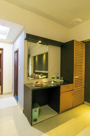 Standard Double Room, Garden View