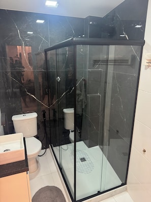 Apartment | Bathroom