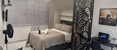 Studio | Silitysrauta/-lauta, ilmainen Wi-Fi