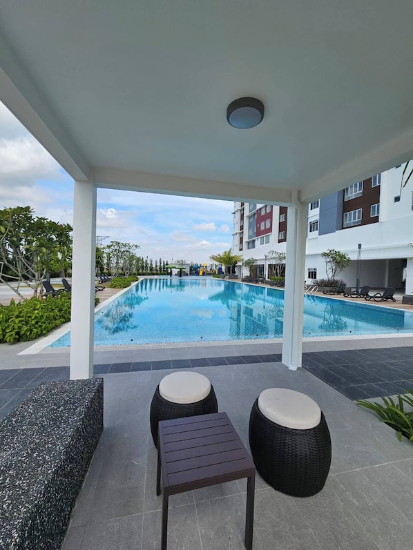Apartment, 2 Bedrooms, Accessible, City View | Pool