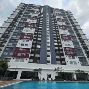 Apartment, 2 Bedrooms, Accessible, City View | Exterior