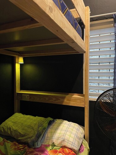 Room-bed, Breakfast and Vibe