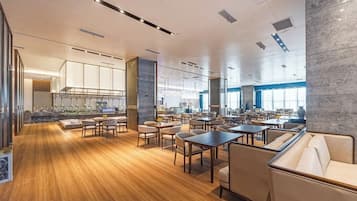 Petit déjeuner buffet (58 CNY par personne)