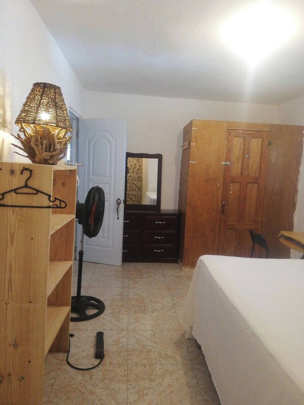 Shared Dormitory, 1 Bedroom, Smoking | 1 bedroom