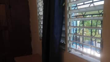 Dormitorio compartido, 1 habitación, para fumadores | Interior