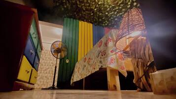 Habitación, 1 habitación, para fumadores, balcón | Interior