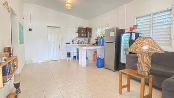 Room, 1 Bedroom, Smoking, Balcony | Interior