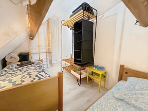 2 soveværelser, strygejern/strygebræt, weekendseng, gratis Wi-Fi