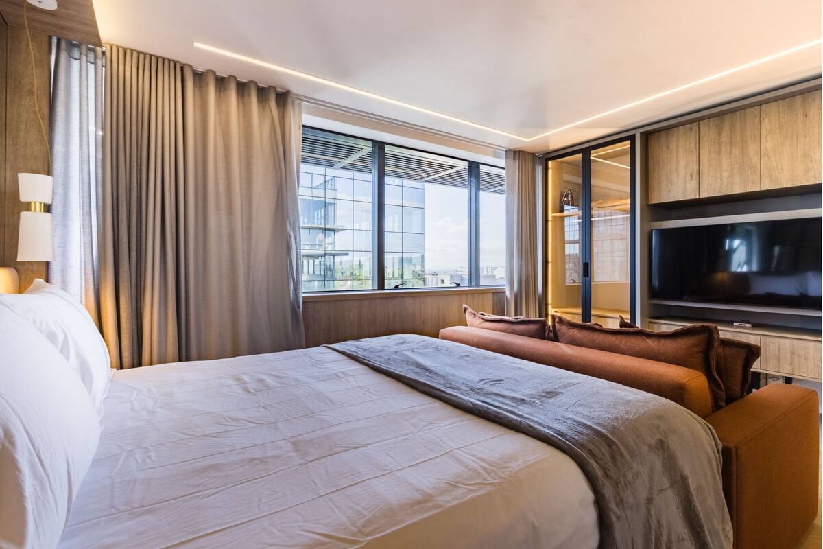 Deluxe Apartment