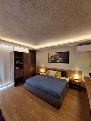 1 bedroom, desk, iron/ironing board, WiFi - Jorgestay Luxury Condo (Playa del Carmen)