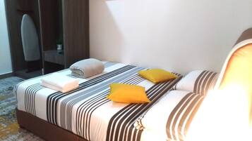 Condo, 2 Bedrooms, Balcony, City View | 2 bedrooms