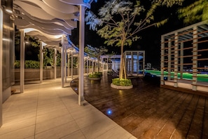 Condo, 2 Bedrooms, Balcony, City View | Lounge