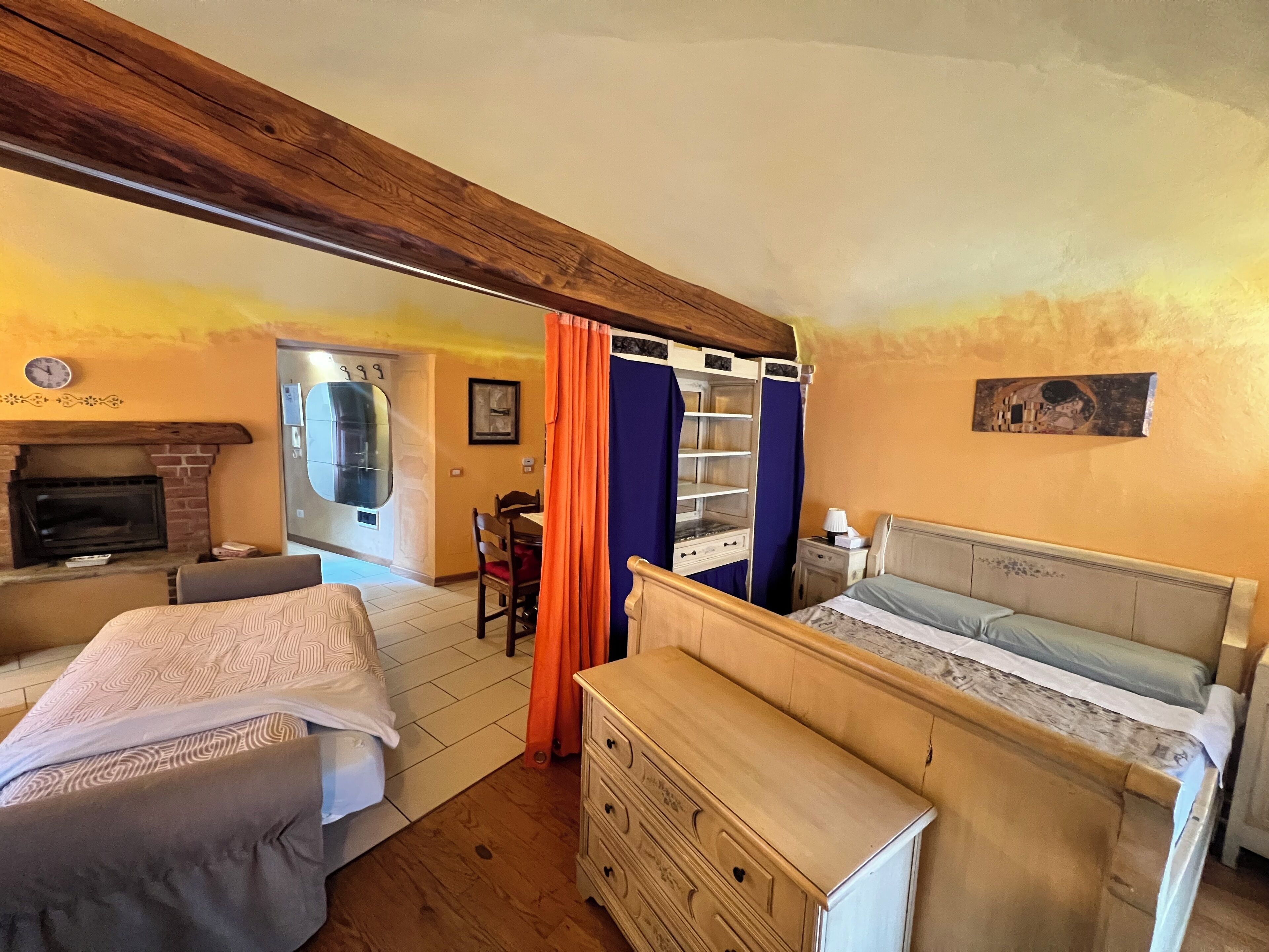 1 chambre, fer et planche à repasser, Wi-Fi, draps fournis