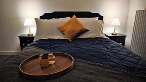 1 chambre, fer et planche à repasser, Wi-Fi gratuit, draps fournis