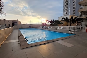 Apartment | Pool | Seasonal outdoor pool
