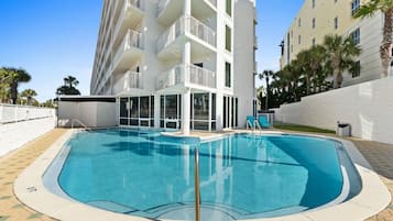 Indoor pool, outdoor pool