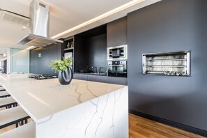 Fridge, microwave, cookware/dishes/utensils