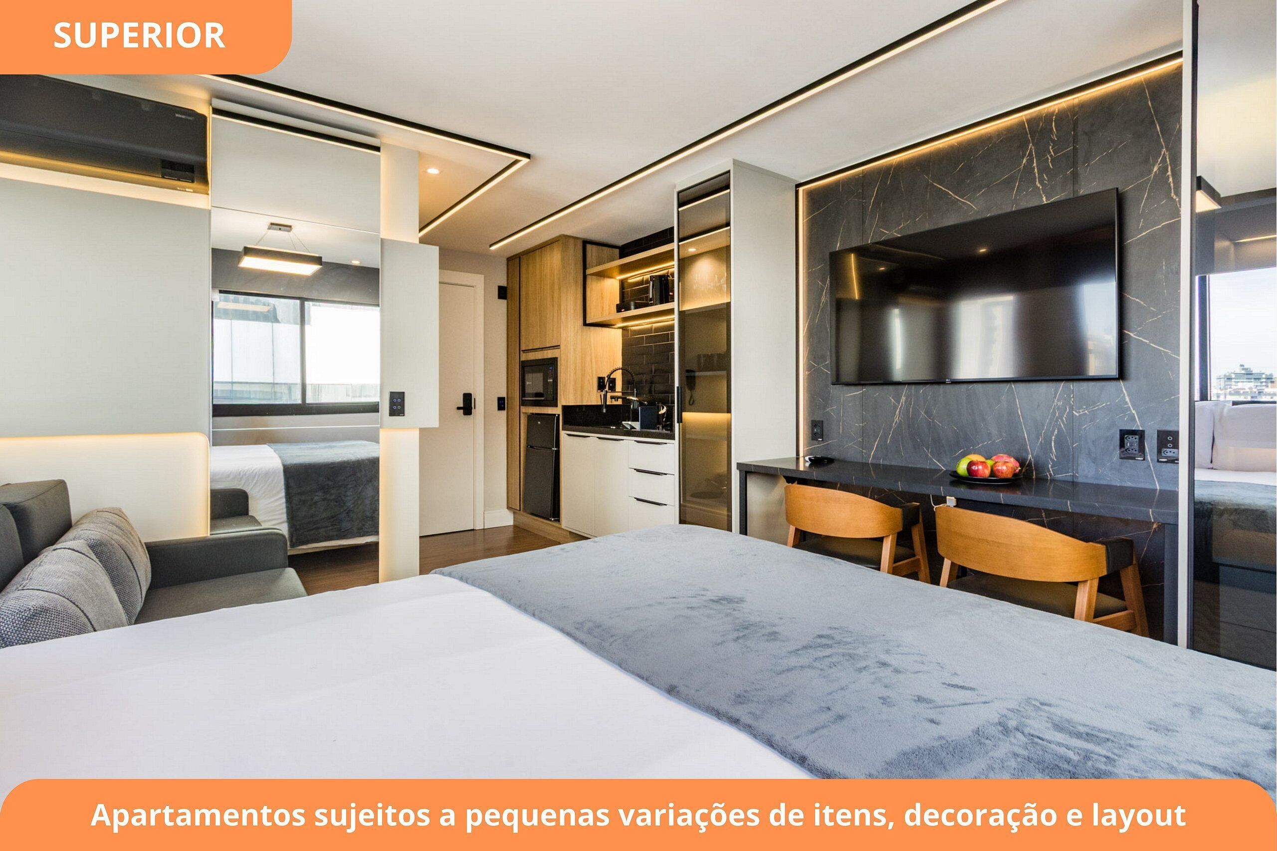 Estudio superior | Escritorio, espacio para trabajar con laptop y wifi gratis 