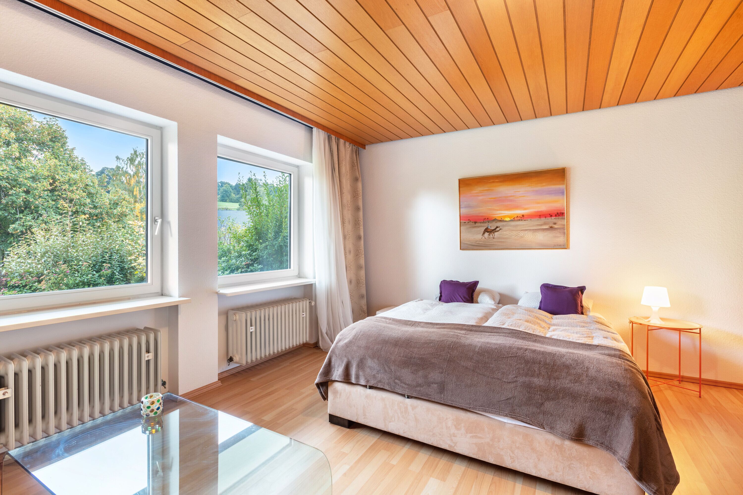 1 bedroom, bed sheets