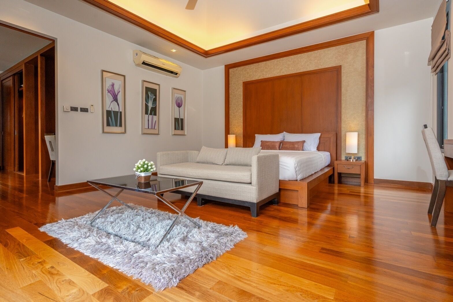 Vila, 3 quartos, sacada, vista para a piscina | Roupas de cama premium, cofres nos quartos, escrivaninha