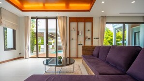 Ảnh chưa phân loại, 4 trong số 32 ảnh, nút