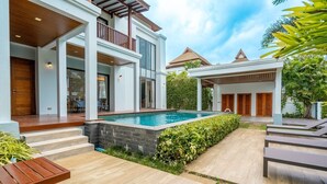 Ảnh chưa phân loại, 3 trong số 32 ảnh, nút