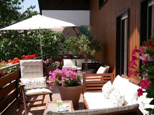 Apartment 'Nr 3' mit gemeinsamer Terrasse, gemeinsamem Garten und Balkon