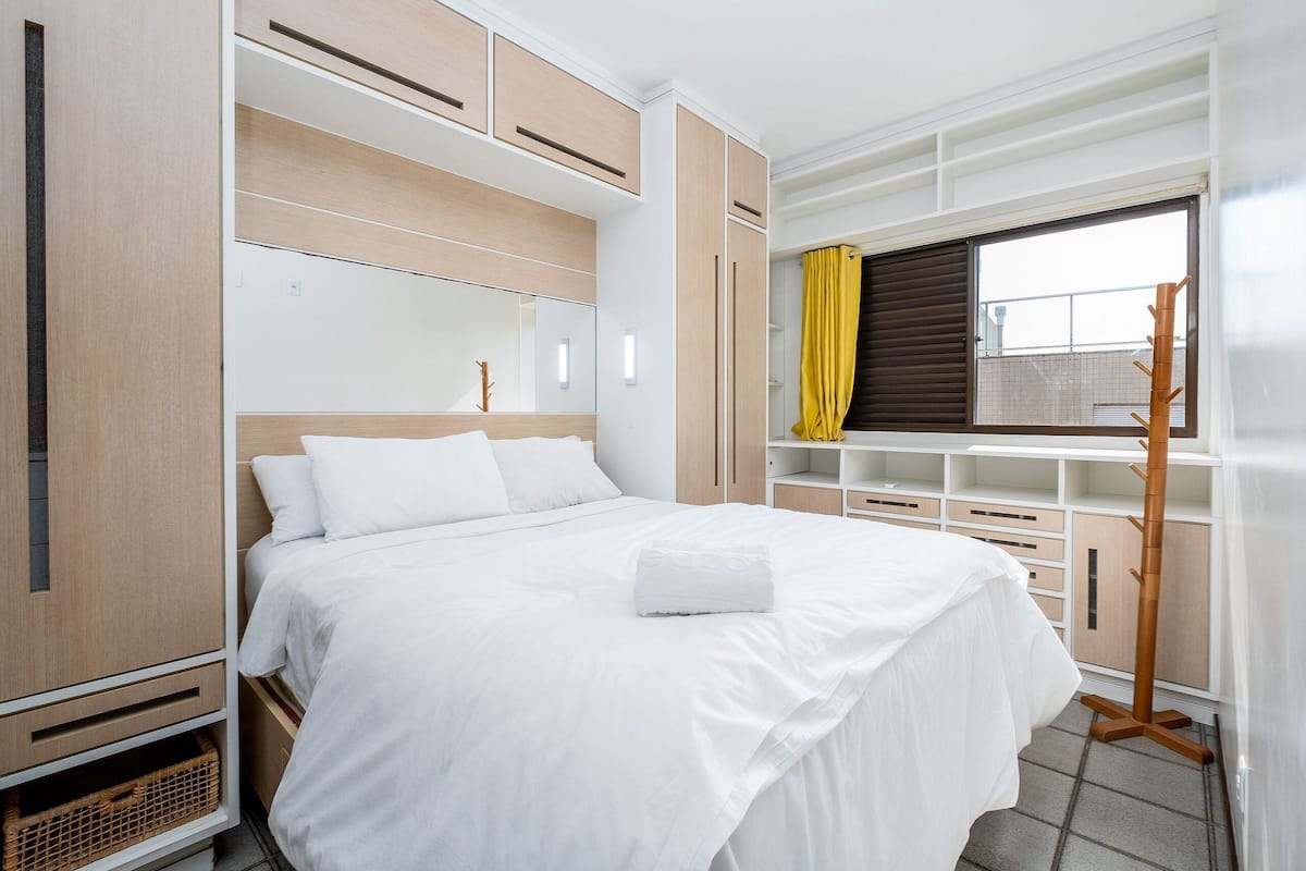 Basic Apartment | 4 bedrooms, free WiFi