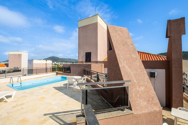 Basic Apartment | Property grounds
