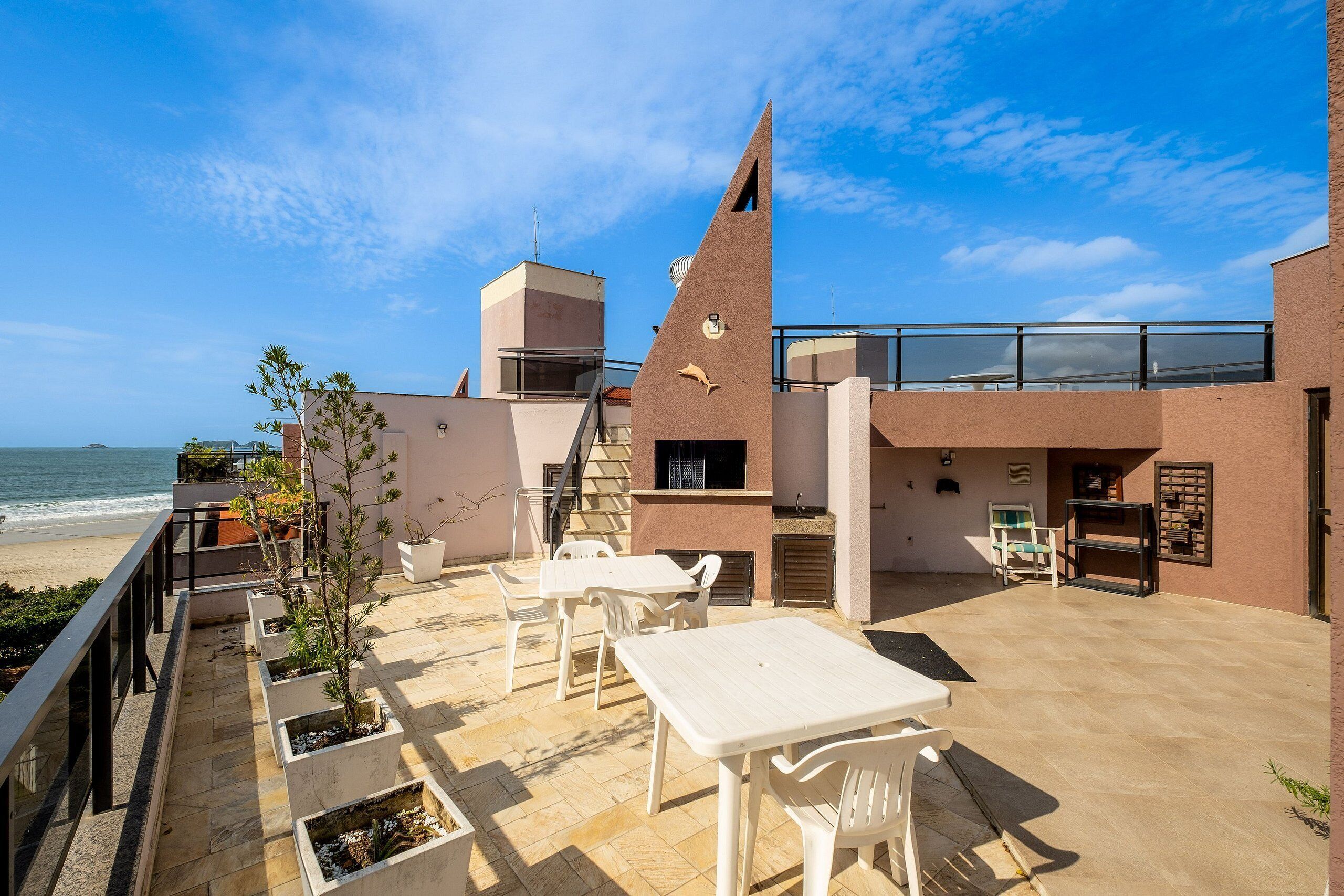 Apartamento básico | Opções para refeição ao ar livre
