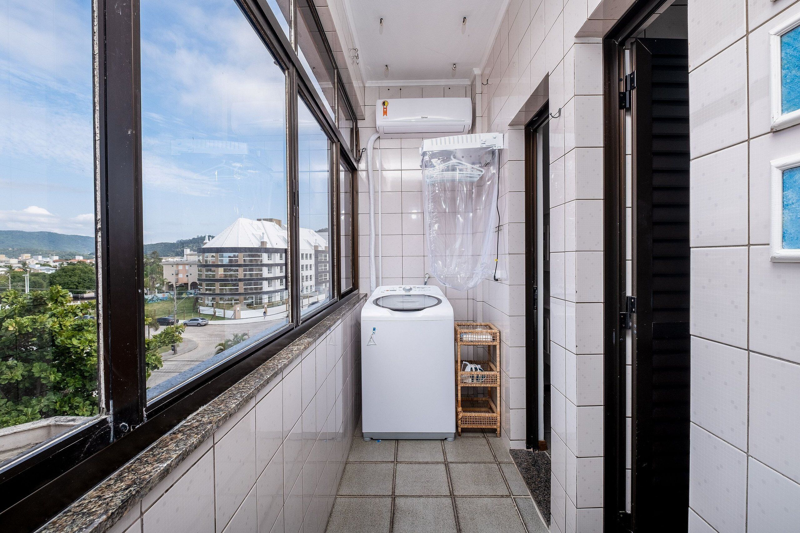 Basic Apartment | Interior