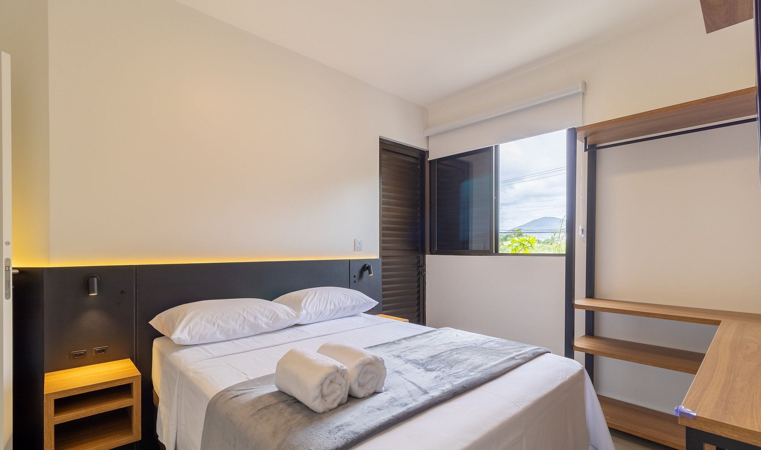 Basic Apartment | 4 bedrooms, free WiFi