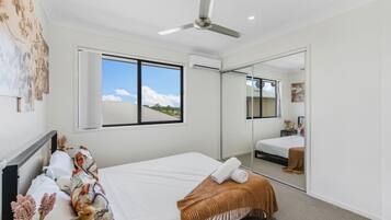 4 間睡房、熨斗/熨衫板、Wi-Fi、床單