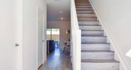 Prime Townhouses Near Design District