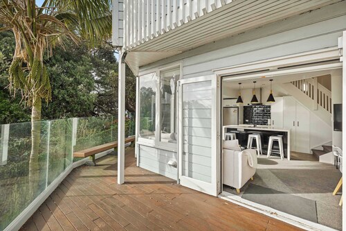 Charming 2BR Home Near City & Bay by Zodiak Stays