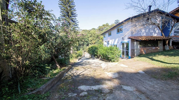 House, Smoking