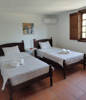 3 habitaciones y caja de seguridad en la habitación