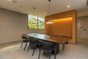 Meeting facility