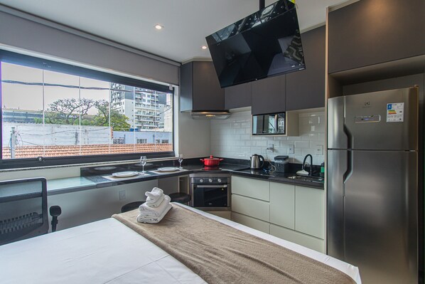 1 bedroom, desk, iron/ironing board, free WiFi