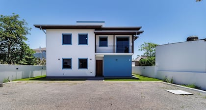 SLC - Apartments Near Ingleses Dunes