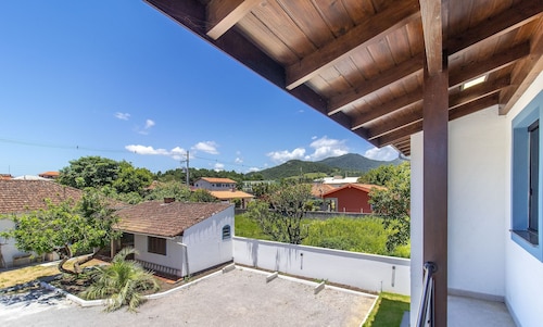 SLC - Apartments Near Ingleses Dunes